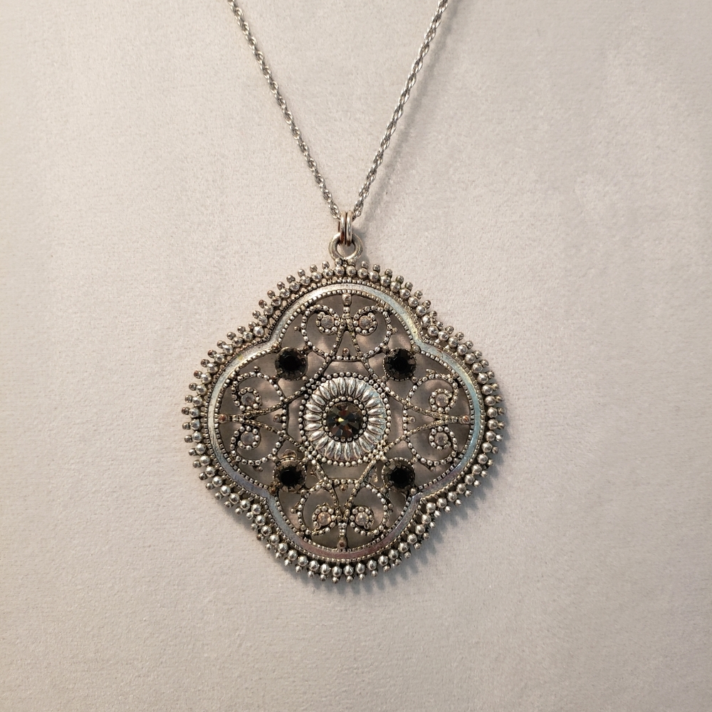 Vintage Rhinestone Necklace